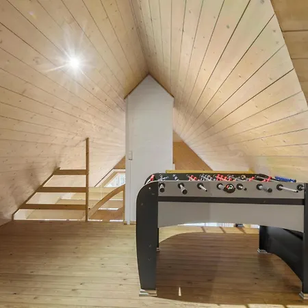 In With Sauna